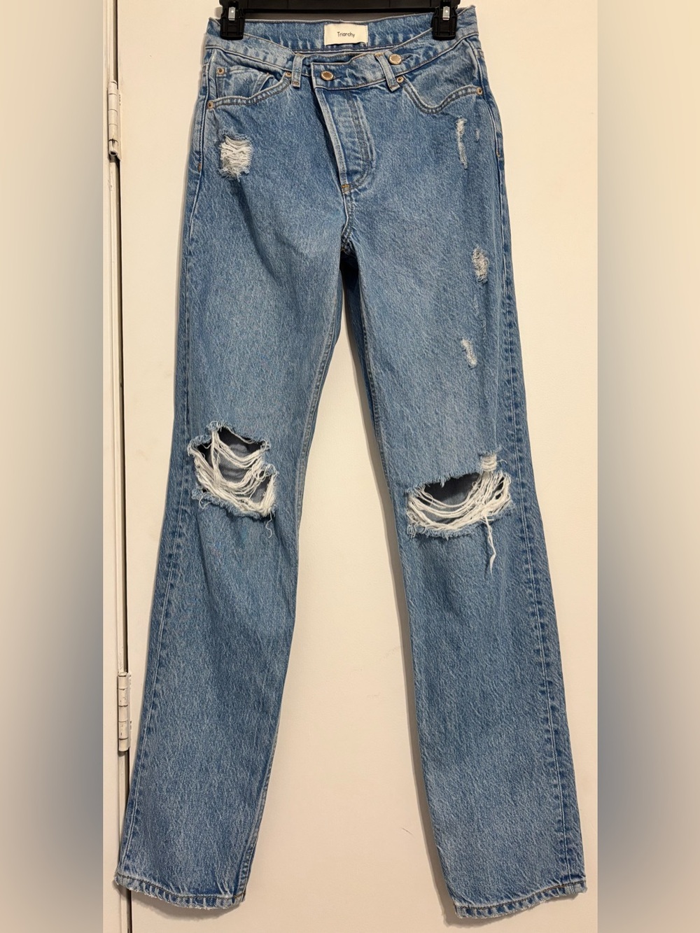 Women’s Light Blue Straight Leg Ripped Jeans